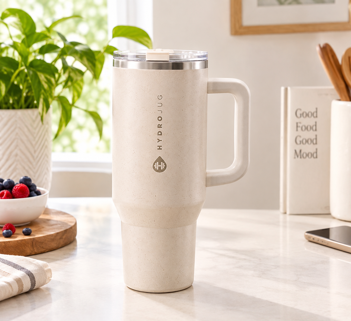 HydroJug Traveler 40oz Tumbler Review: The Leak-Resistant &amp; Insulated Cup for On-the-Go Hydration